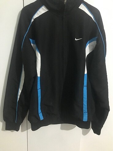 12-13 Yaş Beden siyah Renk Nike hırka