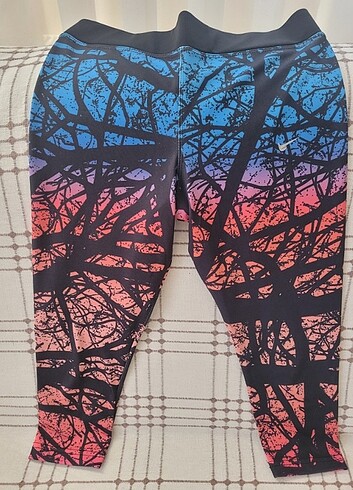 s Beden Nike kısa tayt