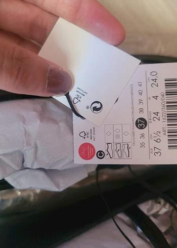 37 Beden bershka siyah babet