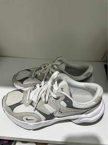 38 Beden Nike spor ayakkabı
