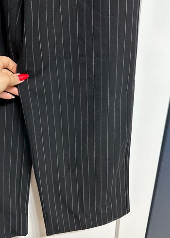Çizgili Pilili Siyah Kadın Kumaş Pantolon - Görsel 4