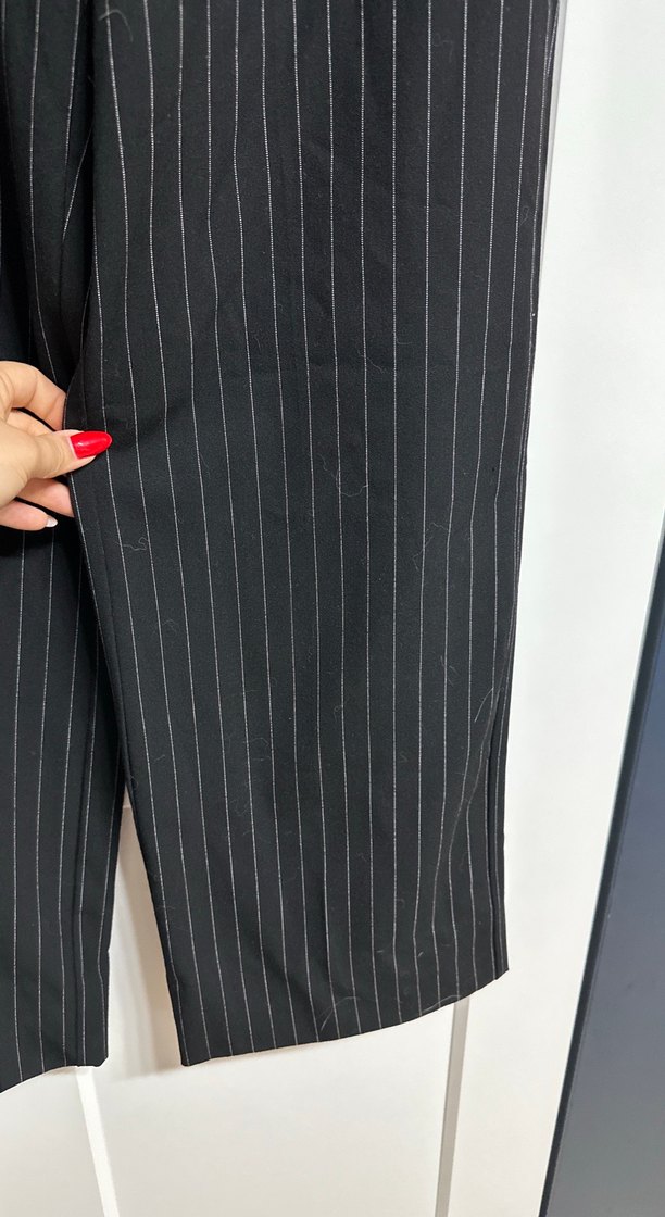 Çizgili Pilili Siyah Kadın Kumaş Pantolon - Görsel 4