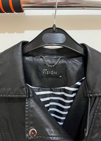 36 Beden Siyah Deri Biker Ceket Bel Detaylı