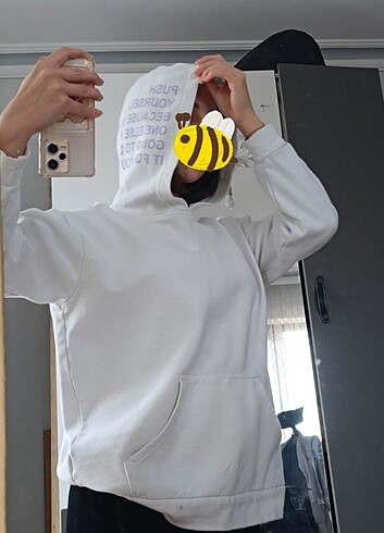 kapüşonlu sweatshirt