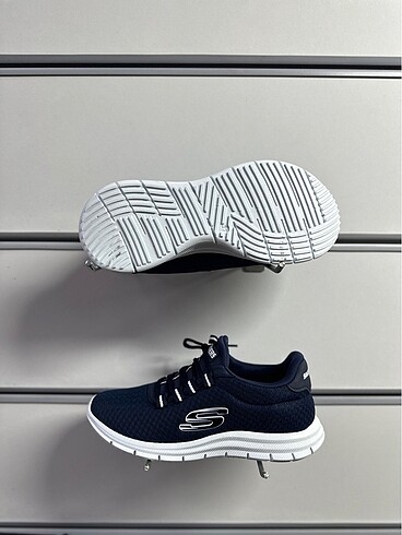 37 Beden Skechers
