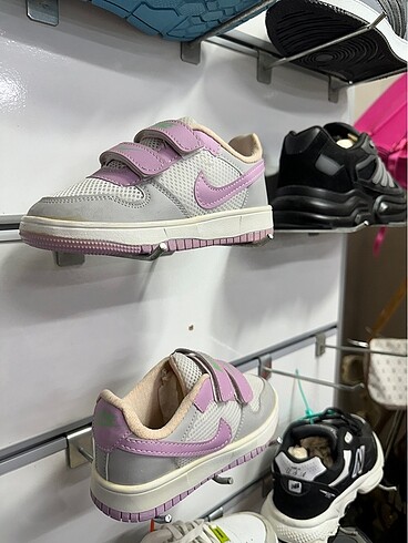 31 Beden Nike kız çocuk spor ayakkabı