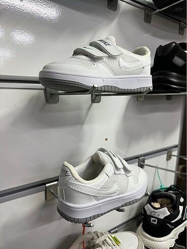31 Beden Çocuk spor ayakkabı nike beyaz