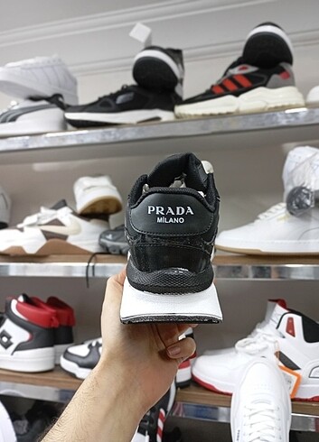 39 Beden siyah Renk Prada kadın Spor ayakkabı
