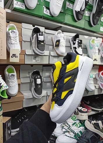 34 Beden New balance çocuk spor ayakkabı