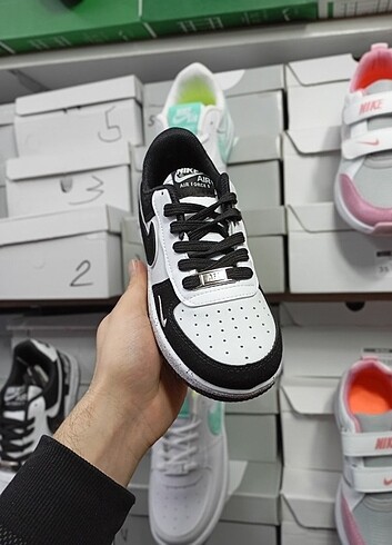 Diğer Nike çocuk spor ayakkabı 