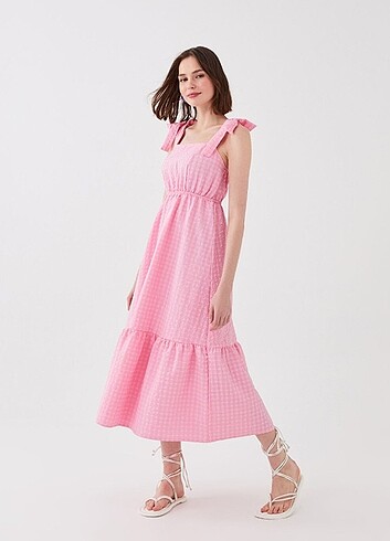 Pembe Kare Yaka Askılı Ekose Kadın Elbise