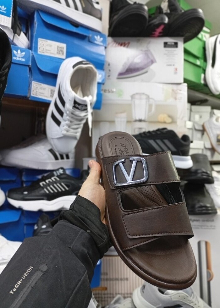 Valentino garavani erkek terlik kahverengi  - Görsel 2