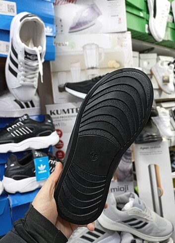 Valentino erkek deri terlik siyah - Görsel 4