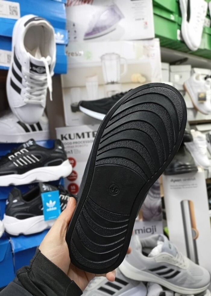 Valentino erkek deri terlik siyah - Görsel 4