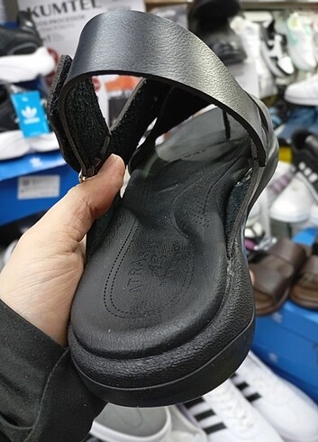 Louis Vuitton siyah deri sandalet erkek  - Görsel 5