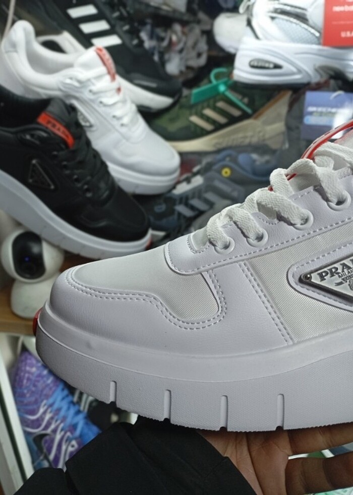 Orjinal prada Milano erkek spor ayakkabı  - Görsel 3