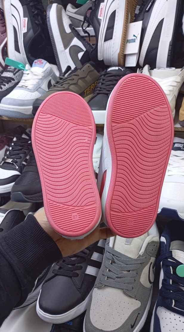 Kız Çocuk Pembe Puma Spor Ayakkabı - Görsel 3