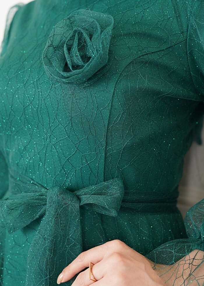 SİMLİ ORGANZE ABİYE - ZÜMRÜT YEŞİLİ - Görsel 2