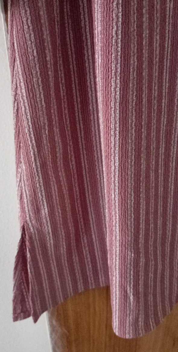 Düğmeli Uzun Kollu Pembe Kadın Gömlek - Görsel 4