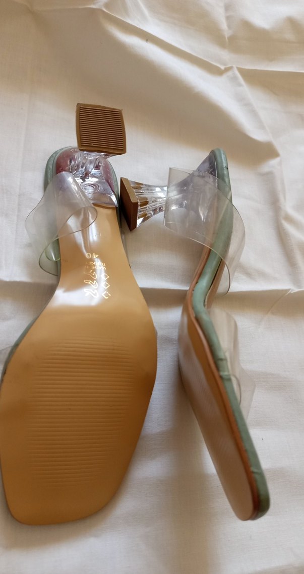Şeffaf Bantlı Bej Topuklu Kadın Terlik - Görsel 2