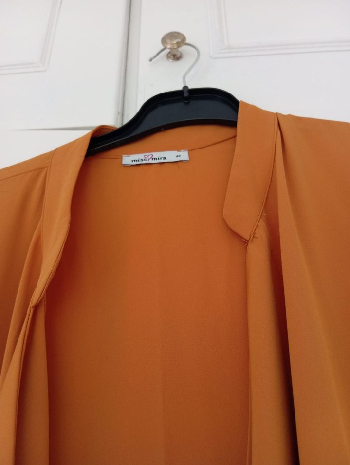 Drapeli Uzun Kolsuz Kadın Yelek - Görsel 3