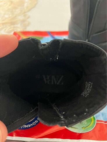 27 Beden Zara kız çocuk bot