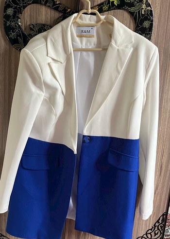 Zara R M Beyaz Mavi Renk Bloklu Blazer Ceket