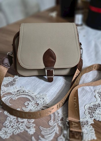 Bej Deri Kadın Çanta, Kemer Detaylı - Görsel 5