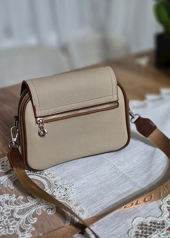 Bej Deri Kadın Çanta, Kemer Detaylı - Görsel 4