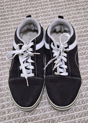 Kadın Siyah Spor Ayakkabı Beyaz Bağcıklı - Görsel 3