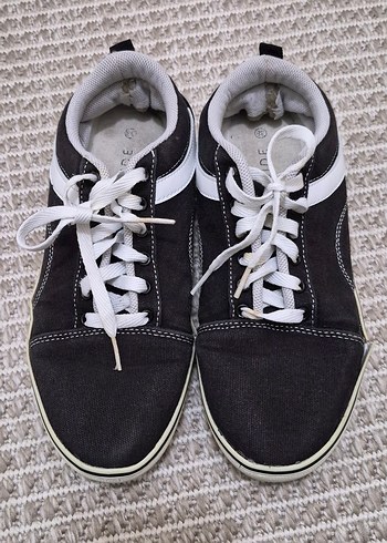 Kadın Siyah Spor Ayakkabı Beyaz Bağcıklı - Görsel 7