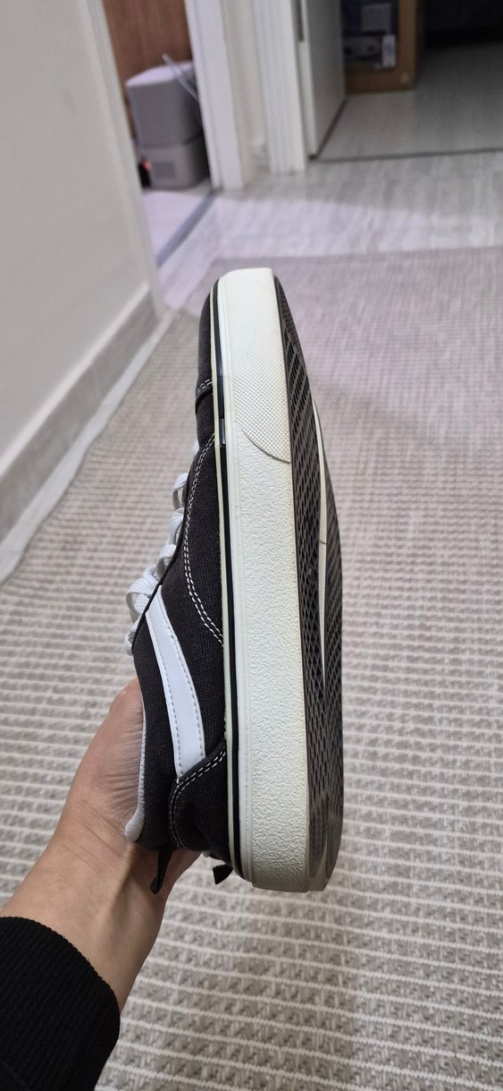 Kadın Siyah Spor Ayakkabı Beyaz Bağcıklı - Görsel 2