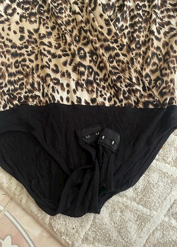 Diğer Leopar Desenli V Yaka Kadın Body