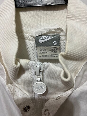 s Beden Nike yağmurluk ceket