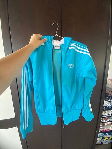 Spor hırka
