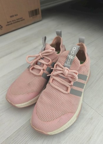 Pembe Bağcıklı Kadın Spor Ayakkabı