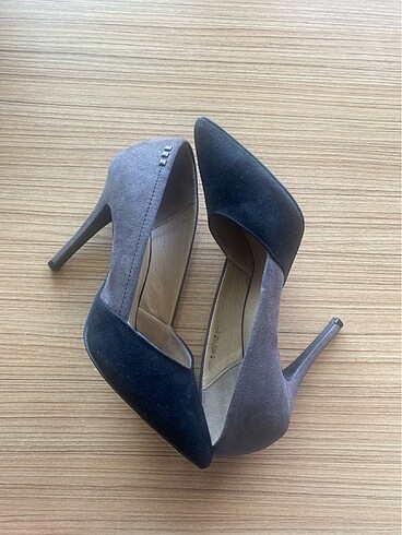 Diğer Stiletto