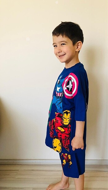 Zara MARVEL KARAKTERLİ ERKEK ÇOCUK TAKIMI