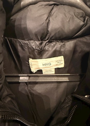 Düğmeli Siyah Kadın Kışlık Mont - Görsel 2