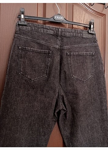 Colins Mom Jean