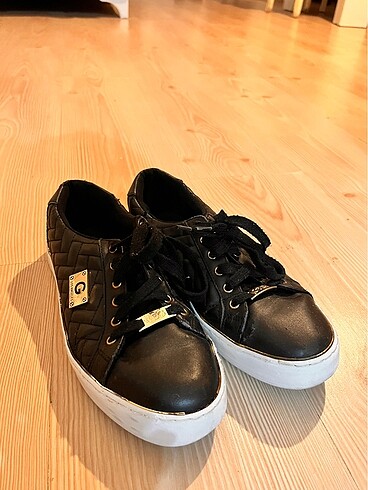 Guess Guess Marka Sneaker