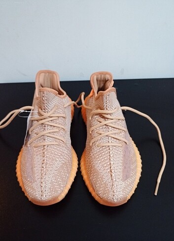 ADİDAS YEEZY 