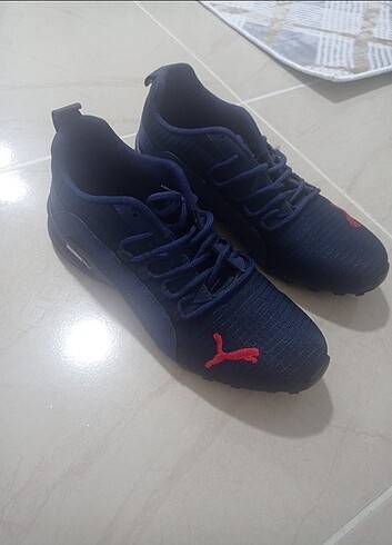 43 Beden Puma spor ayakkabı