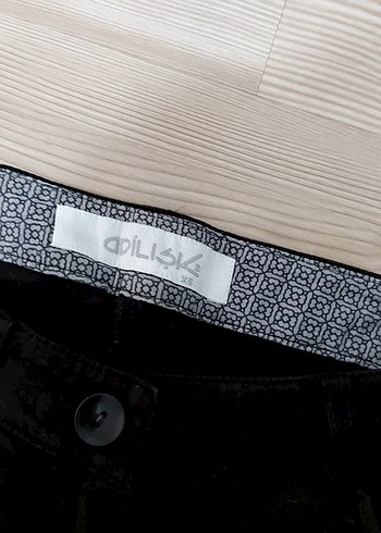 Siyah Kadın Boyfriend Jean Pantolon - Görsel 3