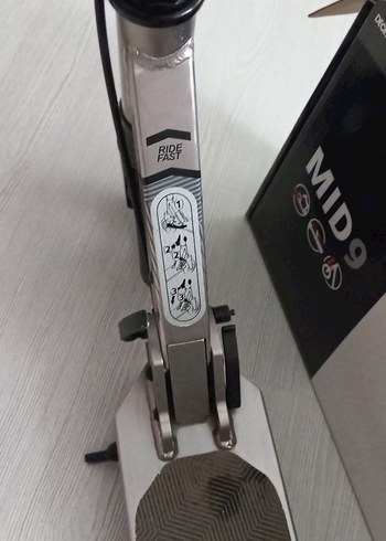 Beden gri Renk Gri Çocuk Scooter'ı