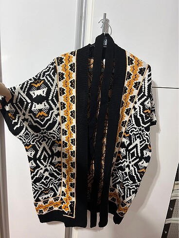 H&M Kalın kısa kollu hırka