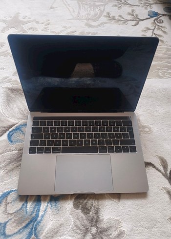 Macbook Pro 2019 Tocuhbar - Görsel 4