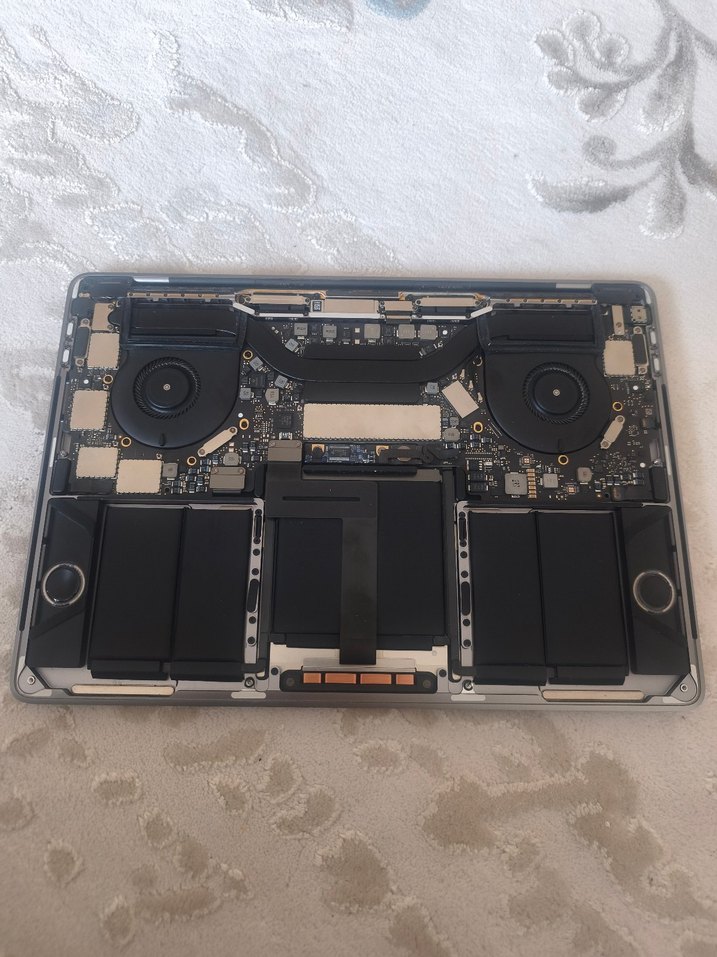 Macbook Pro 2019 Tocuhbar - Görsel 3