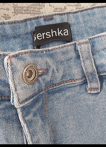 Bershka dar paça pantolon