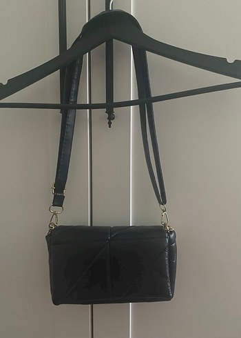 Zincir Detaylı Siyah Kadın Çanta - Görsel 2